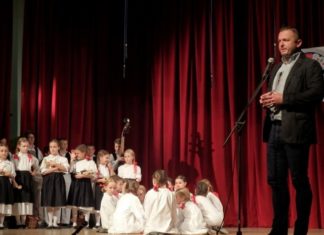 KUTINA: ODRŽAN 16. FESTIVAL DJEČJEG FOLKLORA HRVATSKE!