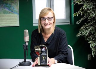Zlatni mikrofon emisiji „Bakina škrinjica” urednice Karmen Valenta!